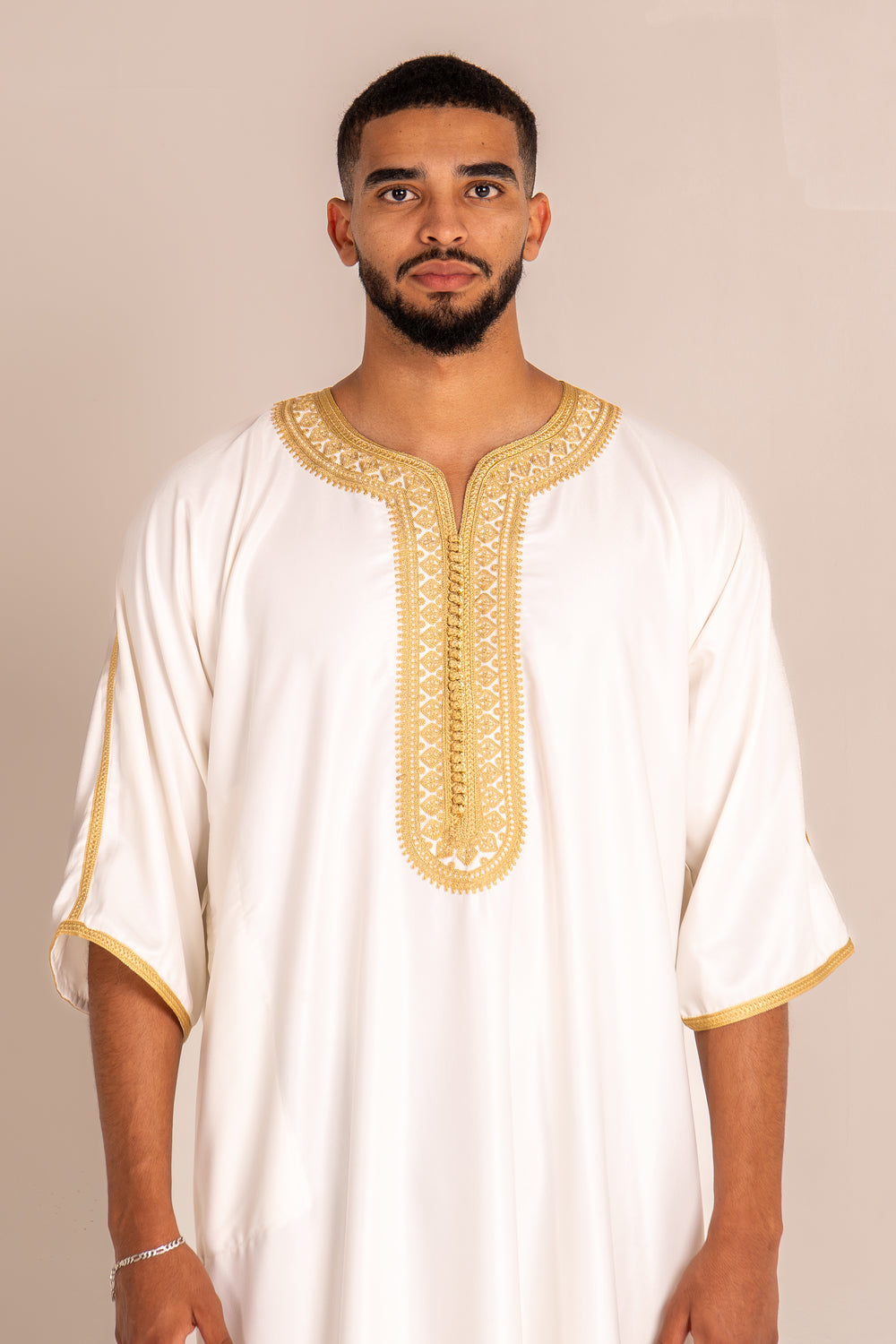 Gandoura blanche et doré