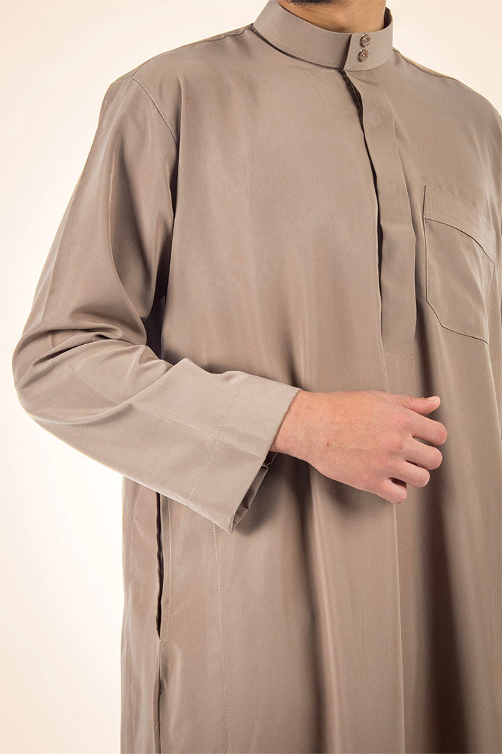 Qamis saoudien camel